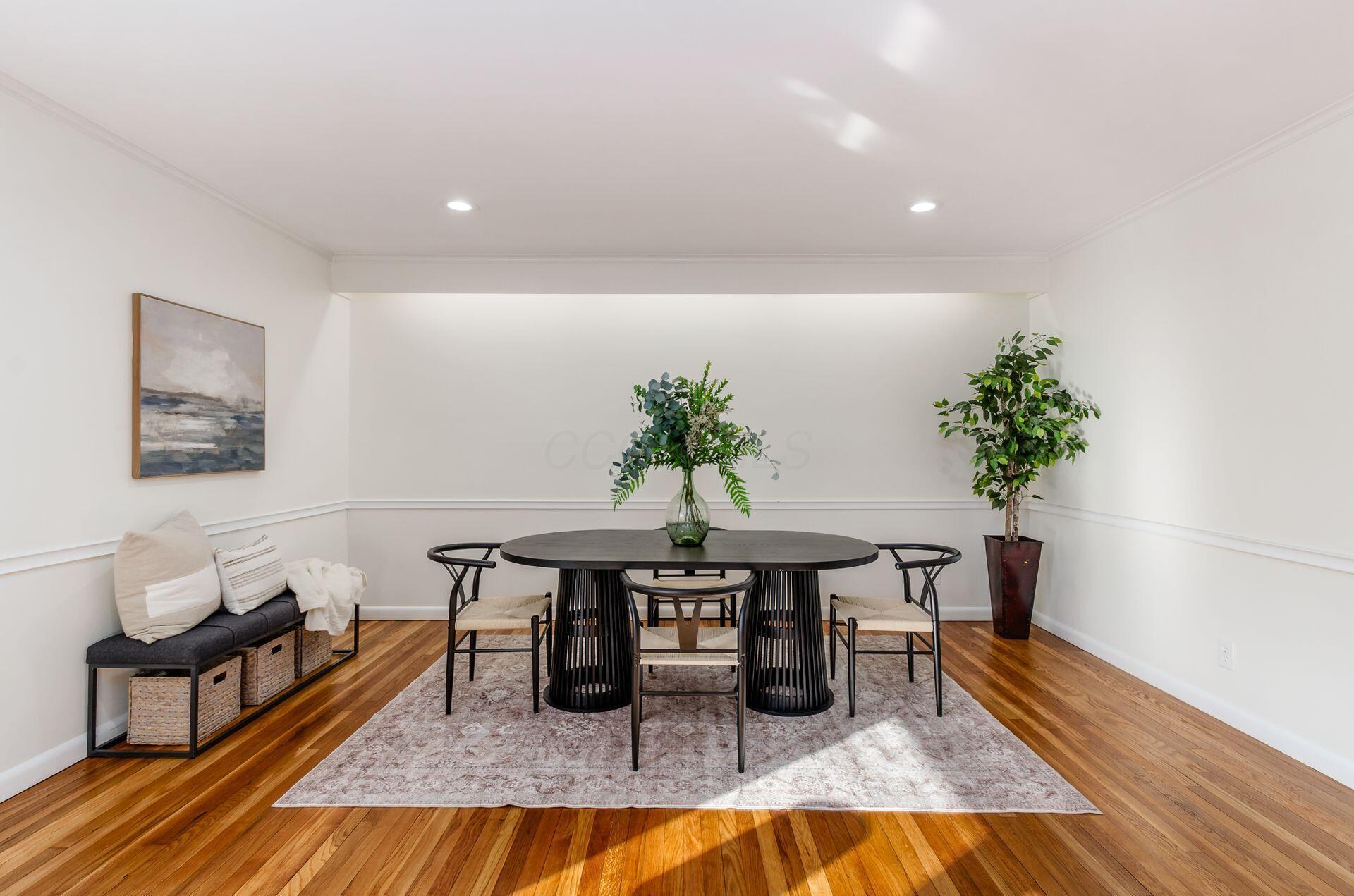 41 South Broadleigh Road Columbus, OH 43209 - Photo 9 of 50 Dining Room!
