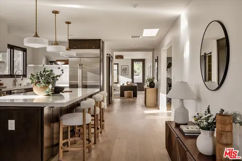 $2,485,000 | 1565 Murray Circle, Los Angeles, CA 90026