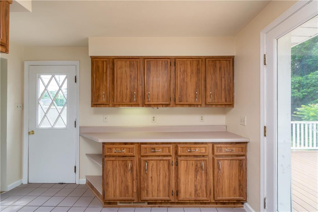 341 Coraopolis Road Coraopolis, PA 15108 - Photo 12 of 25 Gallery Image 12