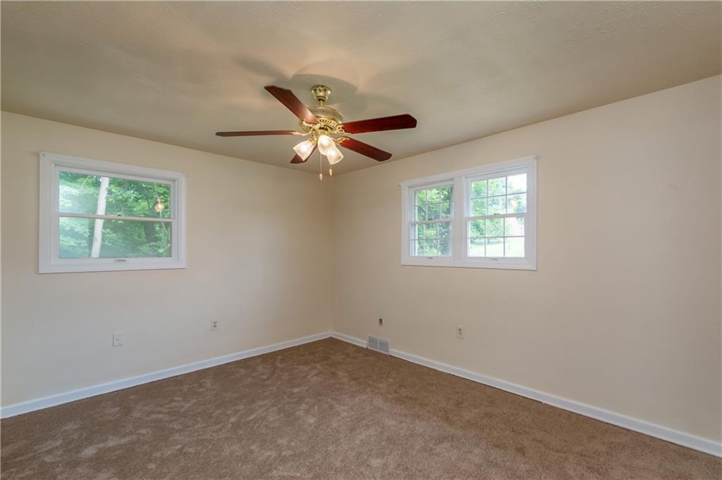 341 Coraopolis Road Coraopolis, PA 15108 - Photo 16 of 25 Gallery Image 16
