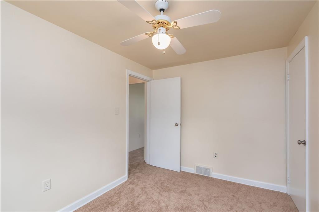 341 Coraopolis Road Coraopolis, PA 15108 - Photo 17 of 25 Gallery Image 17