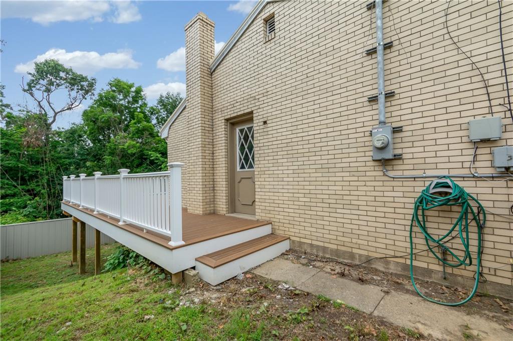 341 Coraopolis Road Coraopolis, PA 15108 - Photo 22 of 25 Gallery Image 22