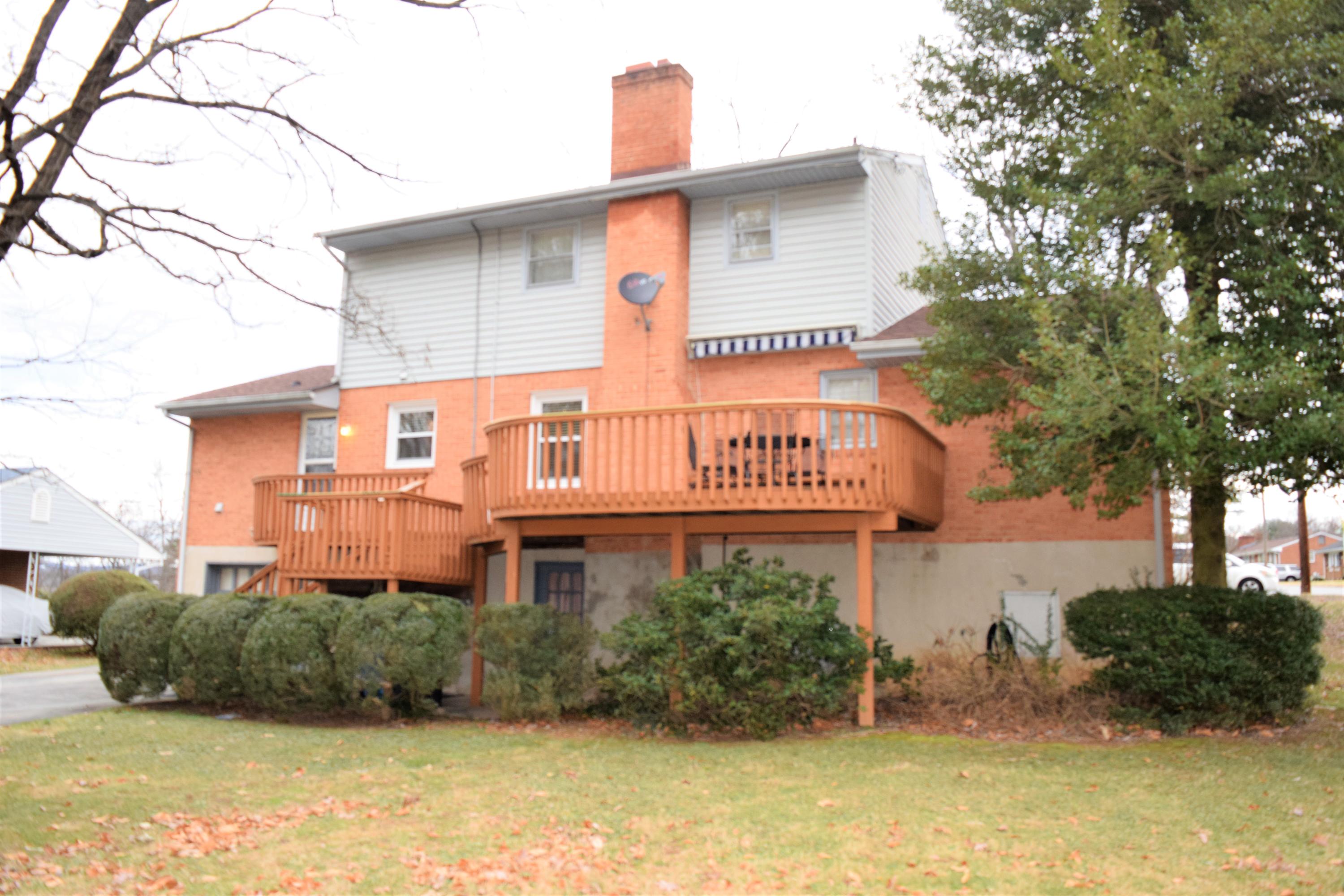 Barnett Back of home1