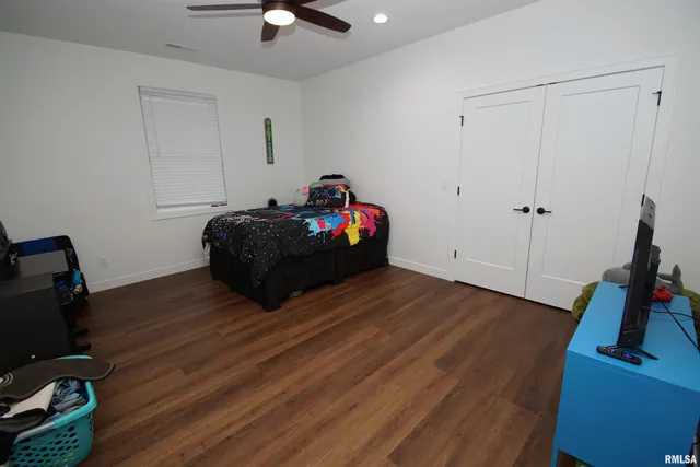 $875,000 | 10703 52nd Street West, Milan, IL 61264