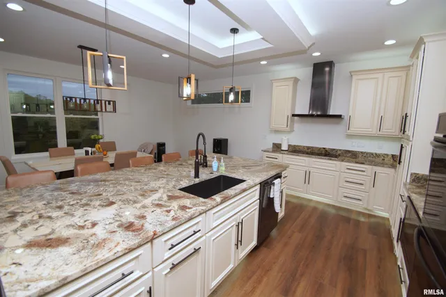 $875,000 | 10703 52nd Street West, Milan, IL 61264