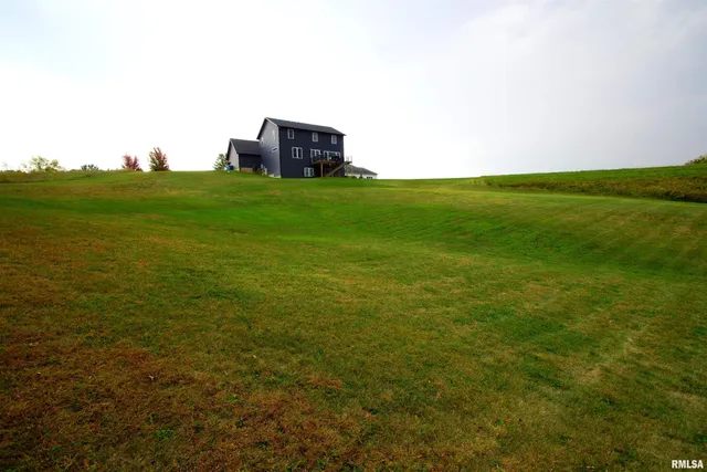 $875,000 | 10703 52nd Street West, Milan, IL 61264