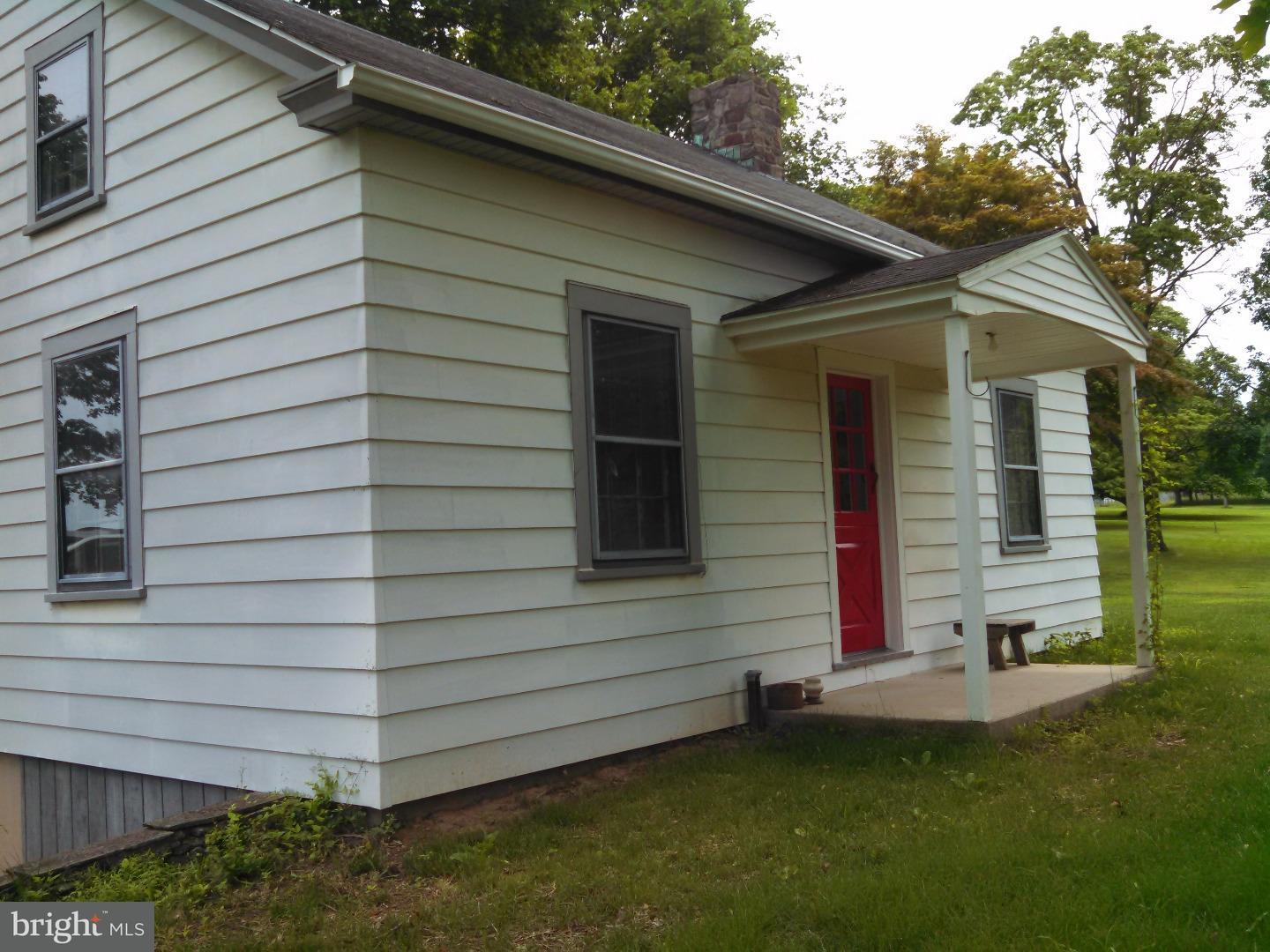 6820 Chapel Road New Hope, PA 18938 - Photo 4 of 5