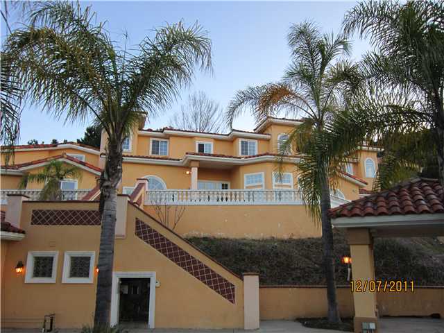 12873 Glen Circle Road Poway, CA 92064 - Photo 2 of 7
