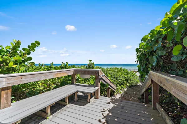 $6,500 | 50 Celestial Way, Unit 310, Juno Beach, FL 33408