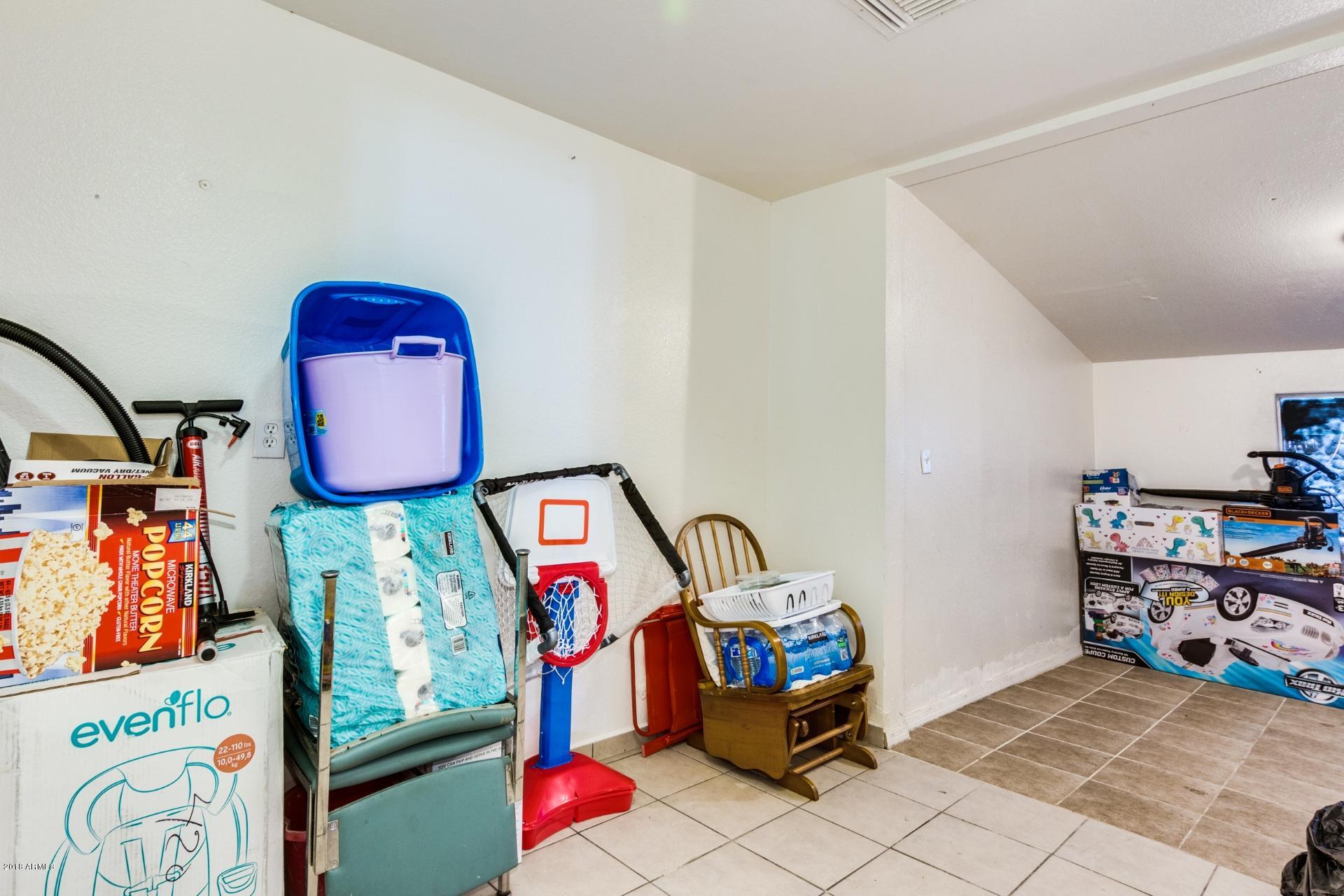 522 West Chipman Road Phoenix, AZ 85041 - Photo 15 of 20 Chipman (19)