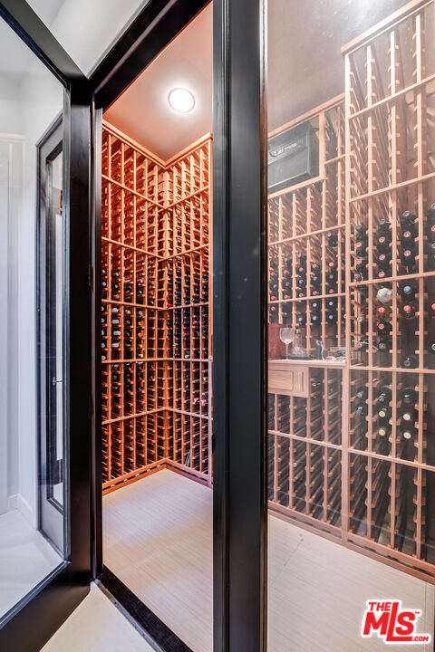 16167 Royal Oak Road Encino, CA 91436 - Photo 23 of 41