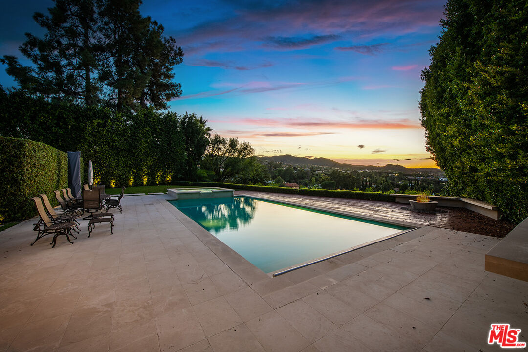 16167 Royal Oak Road Encino, CA 91436 - Photo 36 of 41