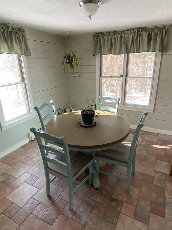 144 Gould Road Charlton, MA 01507 - Photo 17 of 31 Gallery Image 17