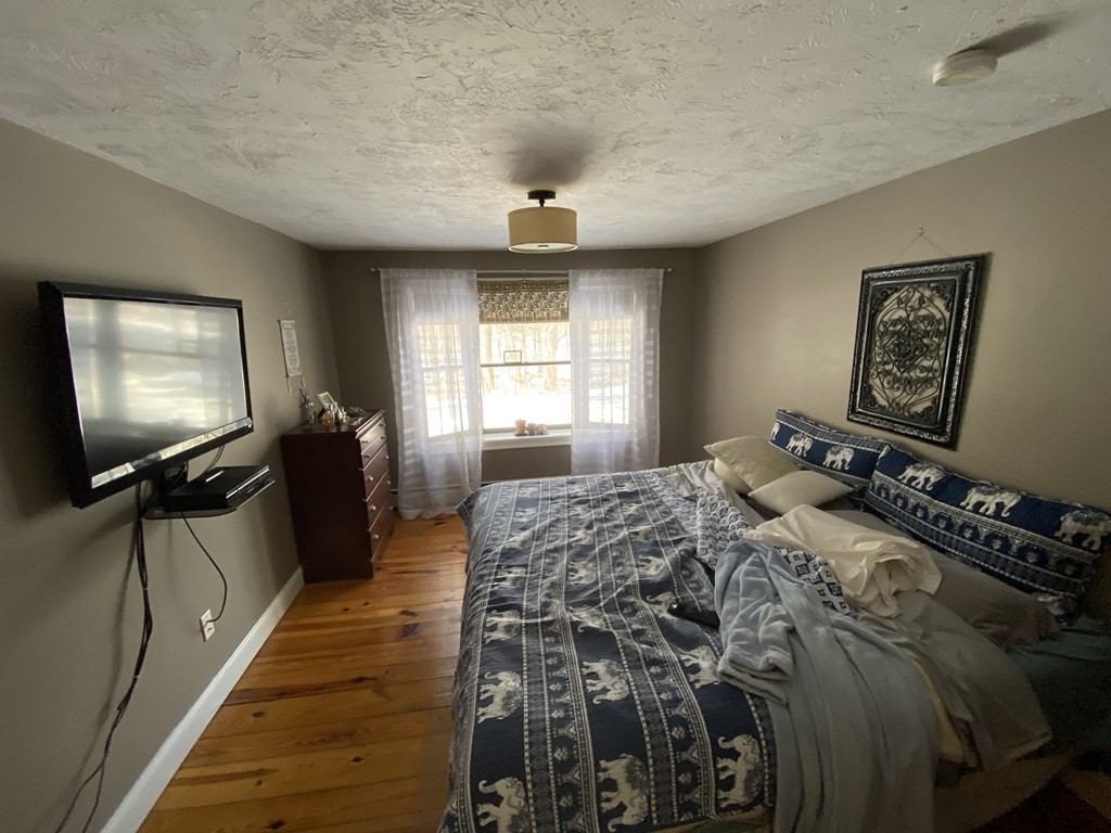 144 Gould Road Charlton, MA 01507 - Photo 18 of 31 Gallery Image 18