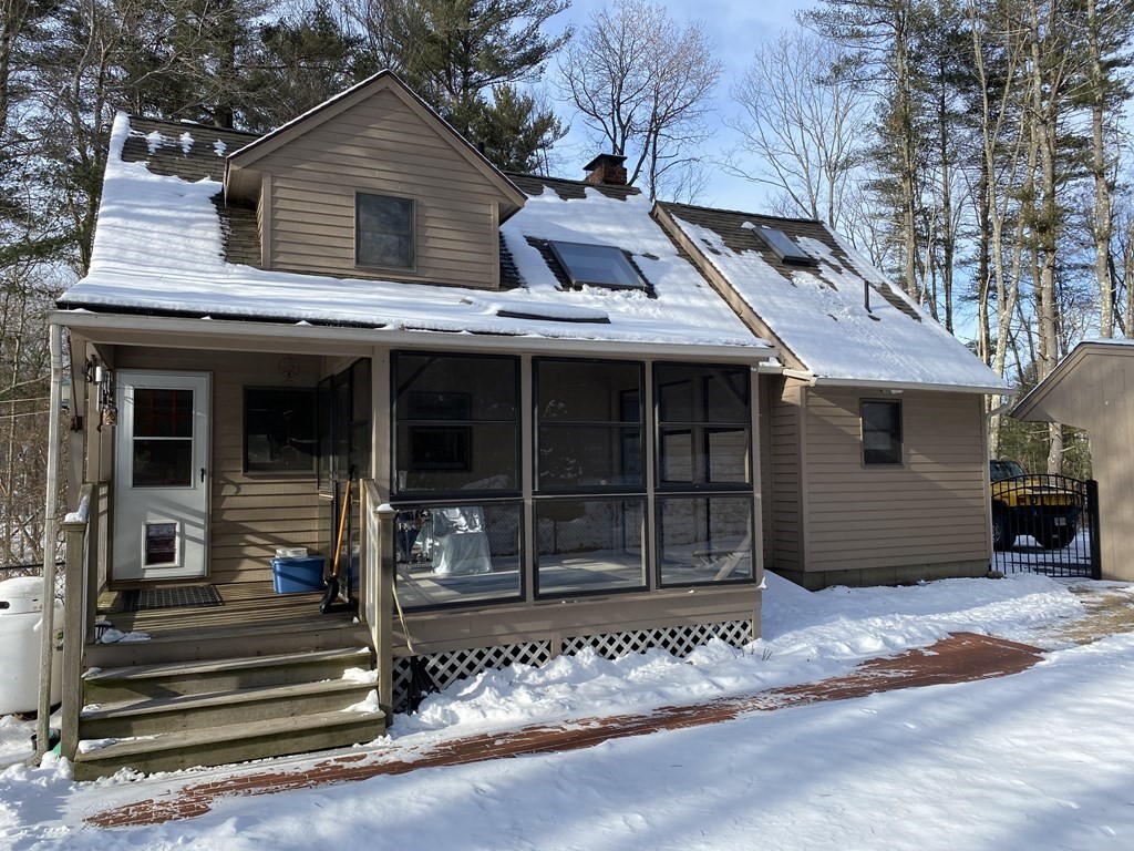 144 Gould Road Charlton, MA 01507 - Photo 5 of 31 Gallery Image 5