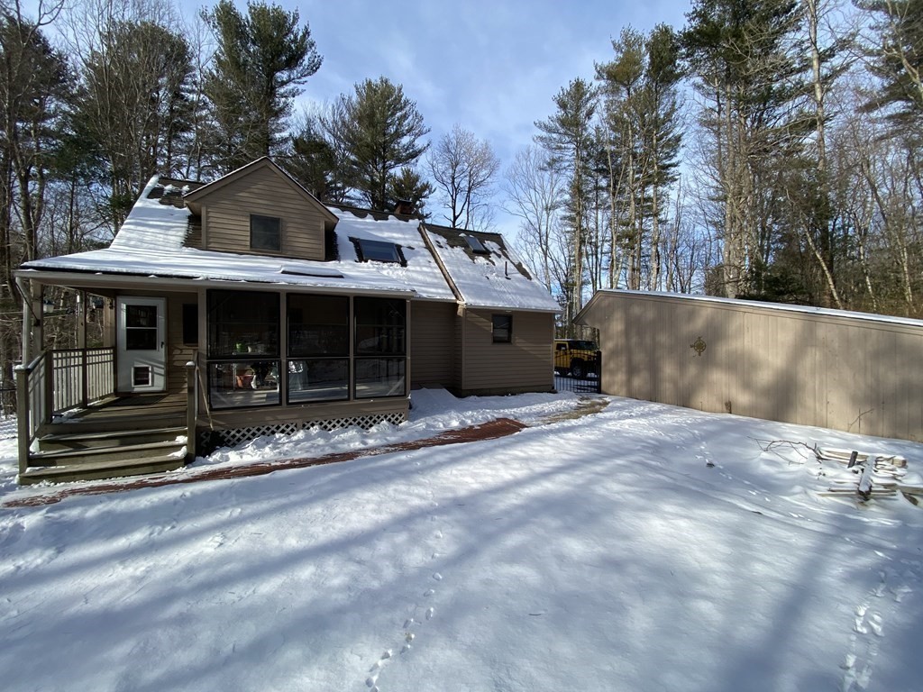 144 Gould Road Charlton, MA 01507 - Photo 6 of 31 Gallery Image 6