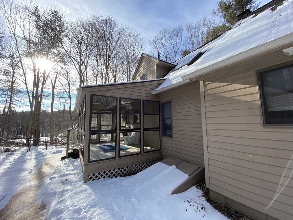 144 Gould Road Charlton, MA 01507 - Photo 8 of 31 Gallery Image 8