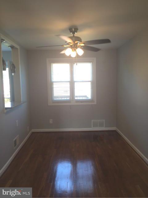 5440 Channing Road Baltimore, MD 21229 - Photo 4 of 28 Dining Room