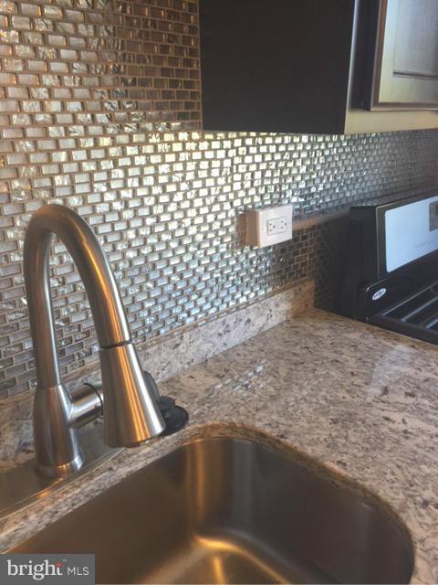 5440 Channing Road Baltimore, MD 21229 - Photo 10 of 28 Kitchen
