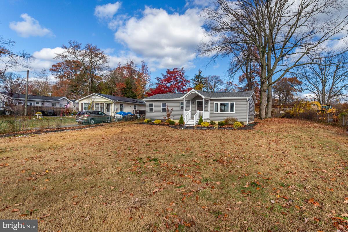 1696 Grandview Road Pasadena, MD 21122 - Photo 4 of 30 Gallery Image 4