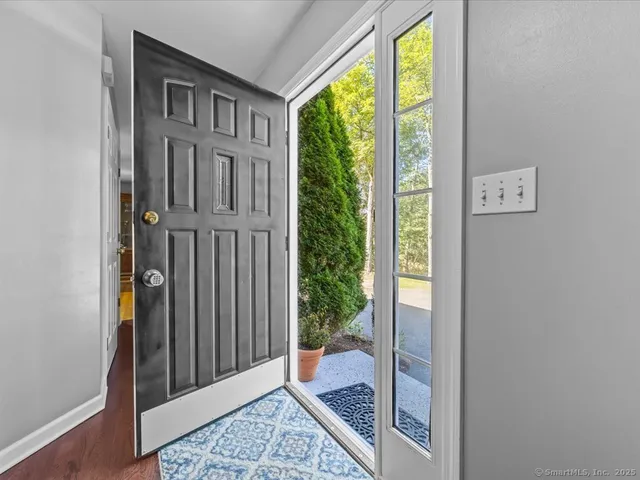 a view of an entryway