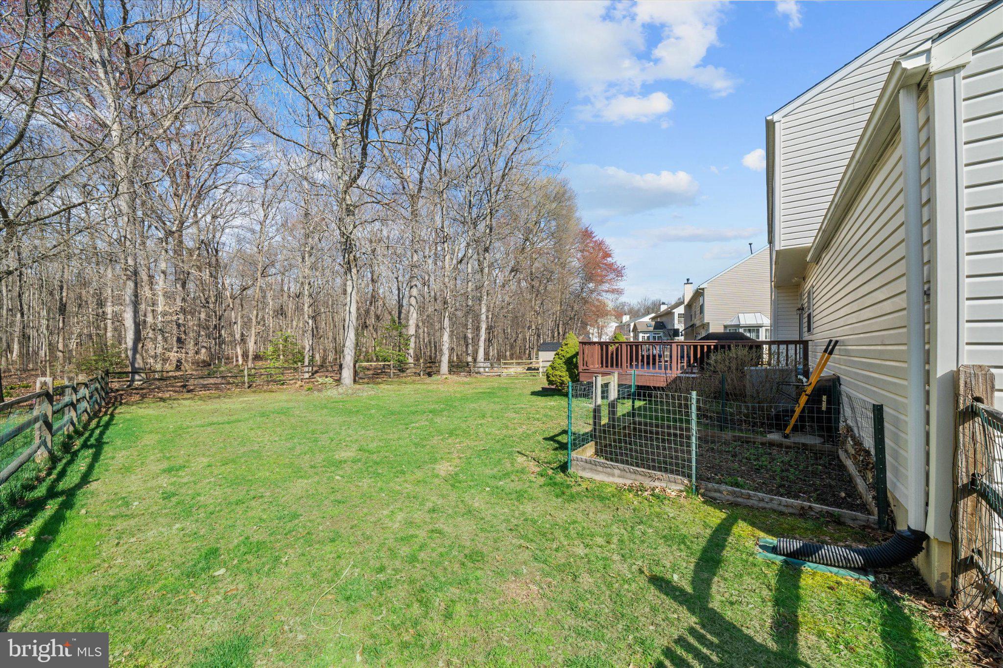 457 Preakness Run Newark, DE 19702 - Photo 14 of 55 a view of a chair and table in the backyard