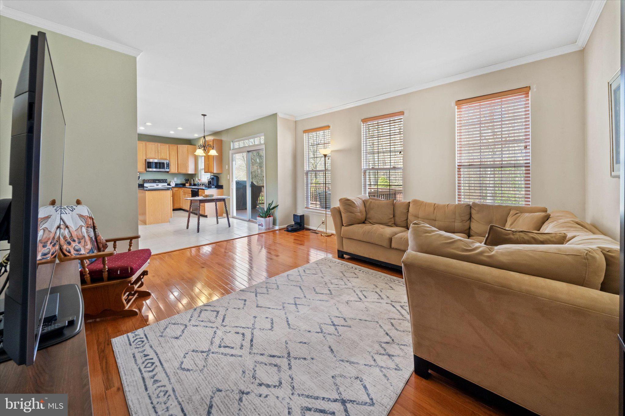 457 Preakness Run Newark, DE 19702 - Photo 28 of 55 a living room with furniture and a large window