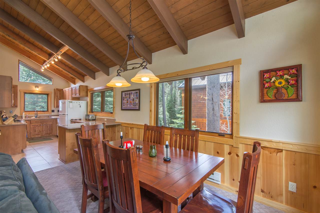 10237 Washoe Road Truckee, CA 96161 - Photo 5 of 14 Gallery Image 5