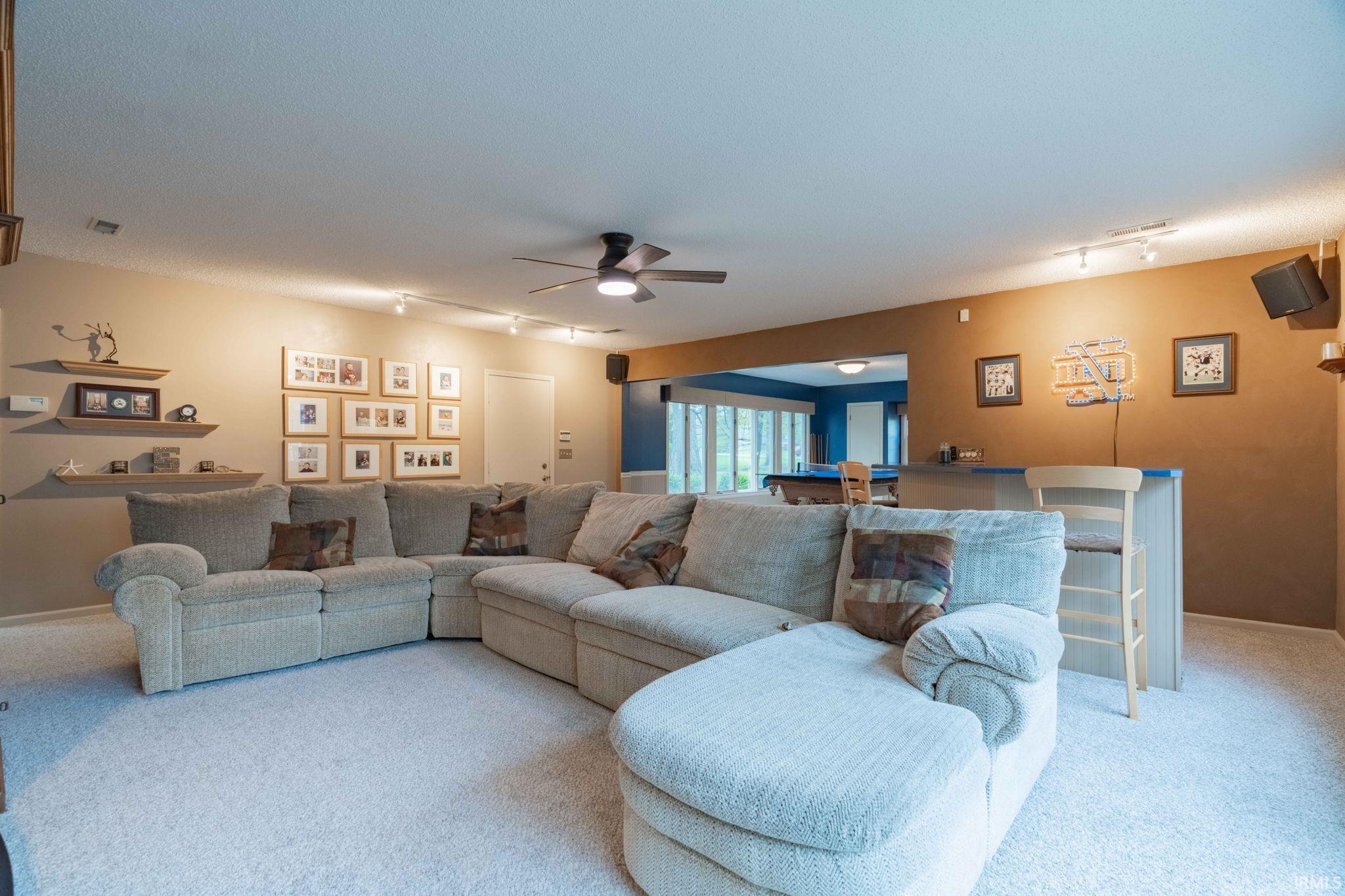 903 West Overlook Road Marion, IN 46952 - Photo 12 of 36 Gallery Image 12