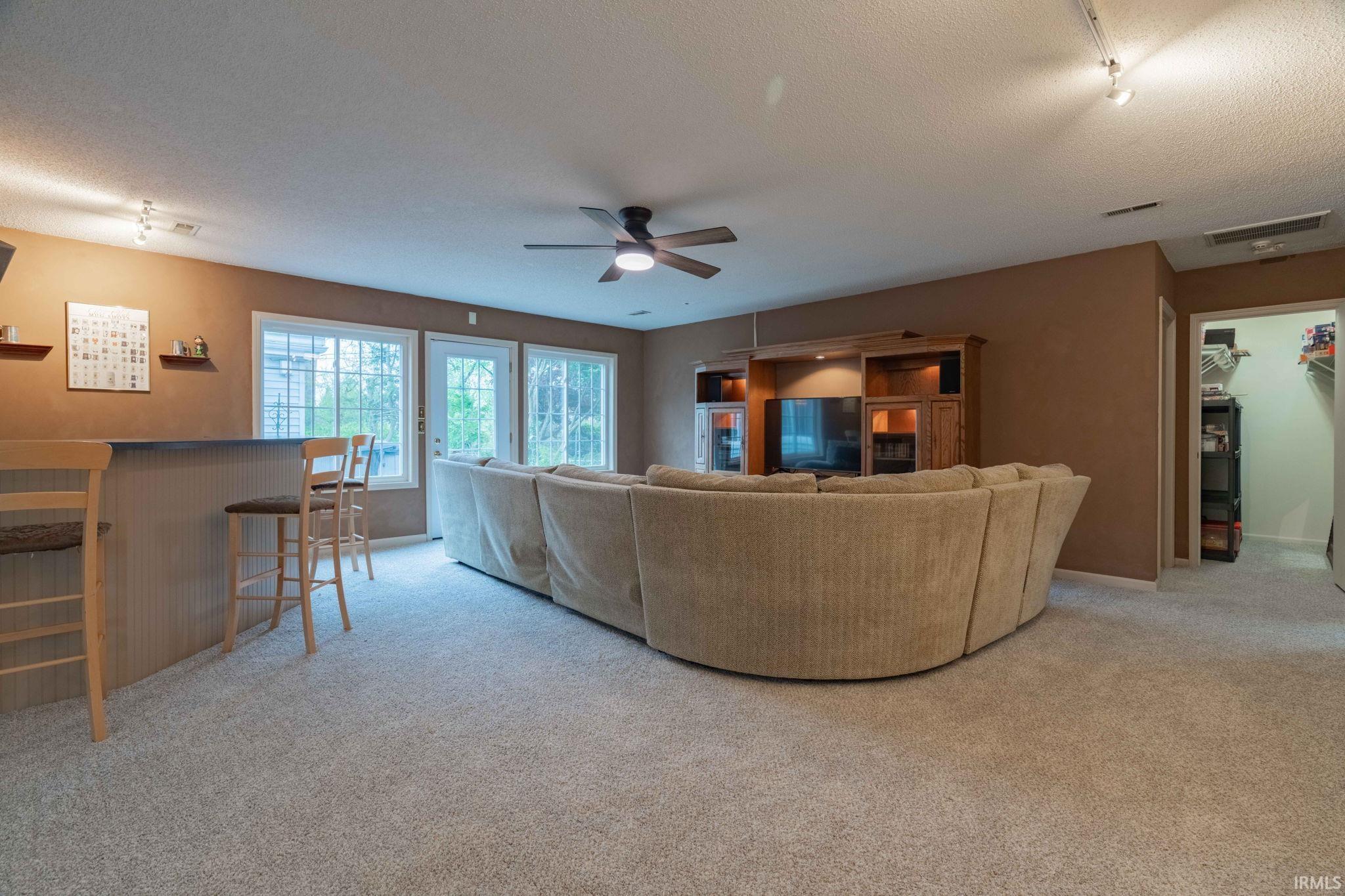 903 West Overlook Road Marion, IN 46952 - Photo 13 of 36 Gallery Image 13