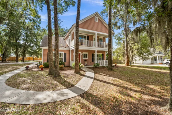$555,500 | 37 Gadwall Drive West, Beaufort, SC 29907