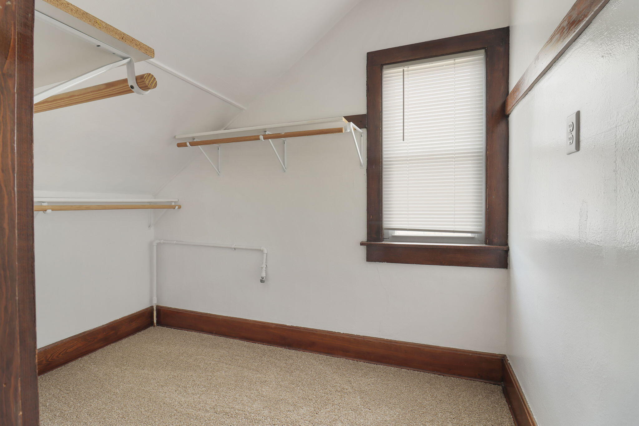 2513 Roosevelt Road Kenosha, WI 53143 - Photo 18 of 25 19-web-or-mls-2513 Roosevelt Rd, Kenosha