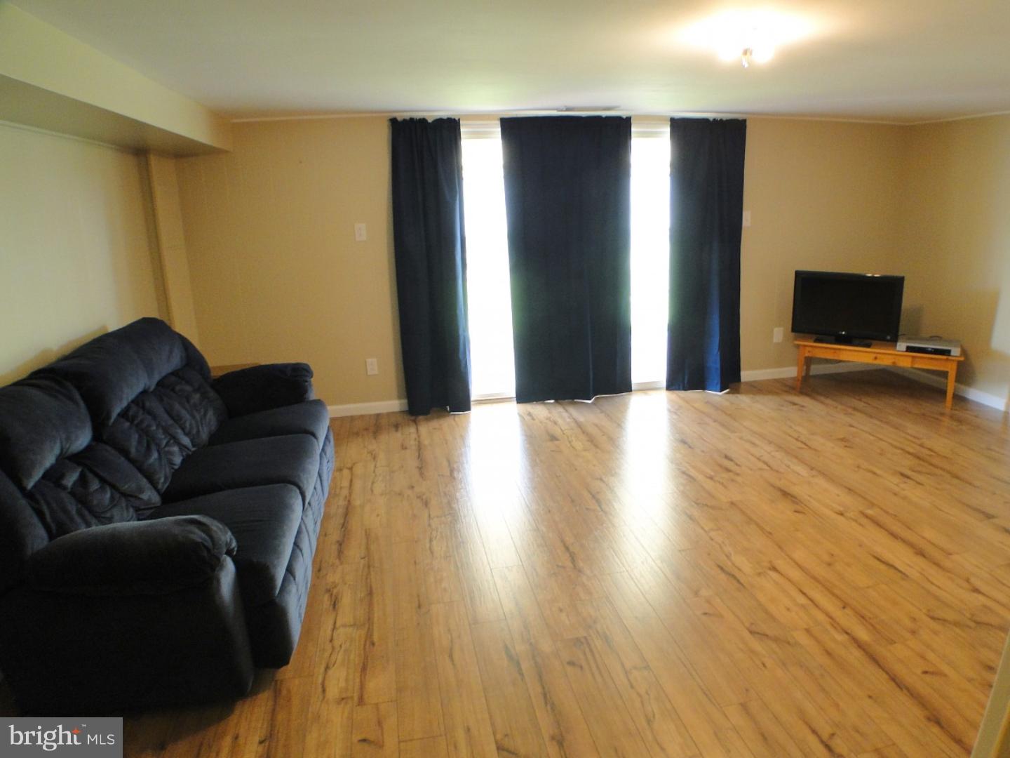 3536 Brookview Road Philadelphia, PA 19154 - Photo 11 of 24 Gallery Image 11