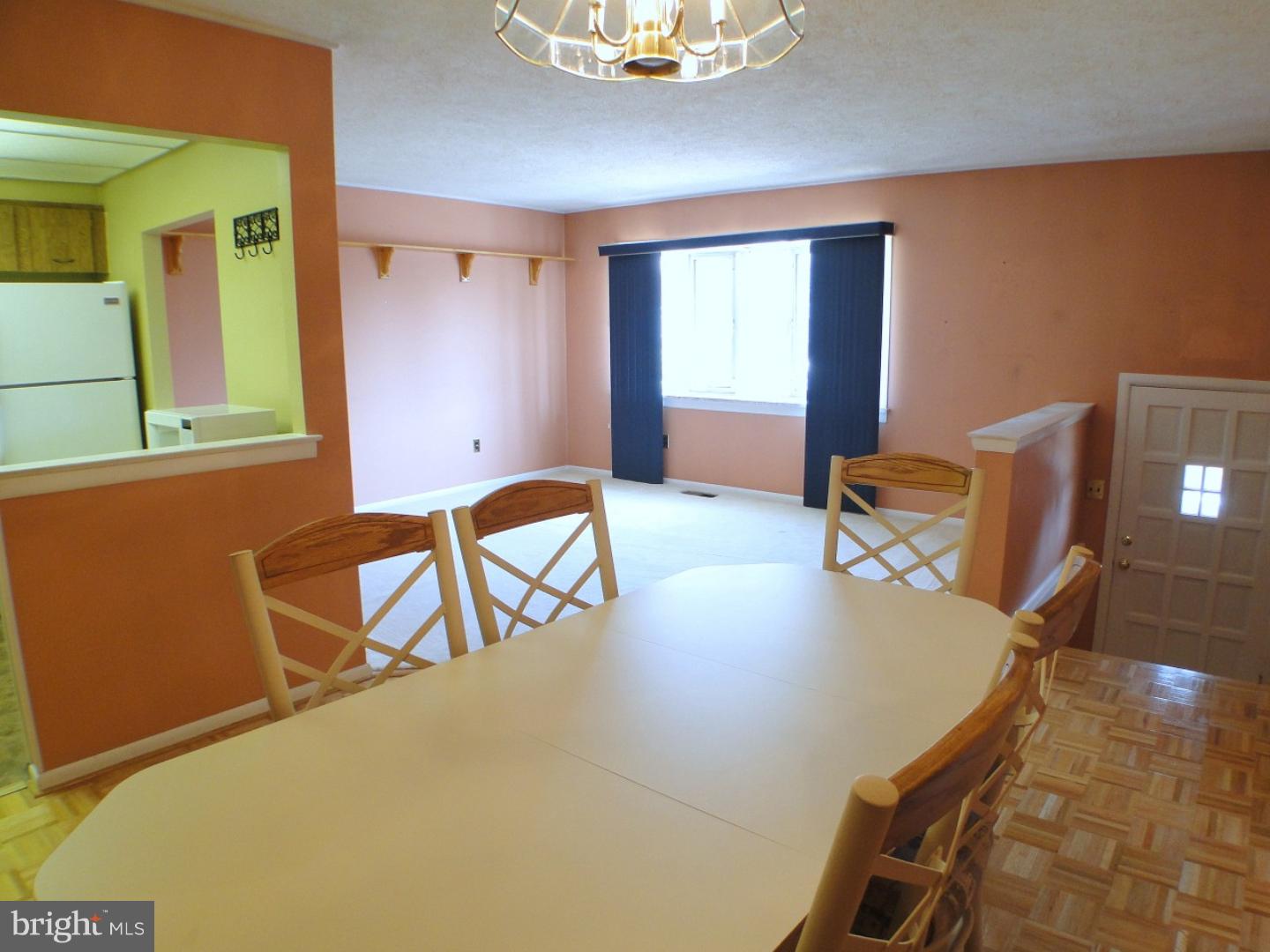 3536 Brookview Road Philadelphia, PA 19154 - Photo 3 of 24 Gallery Image 3