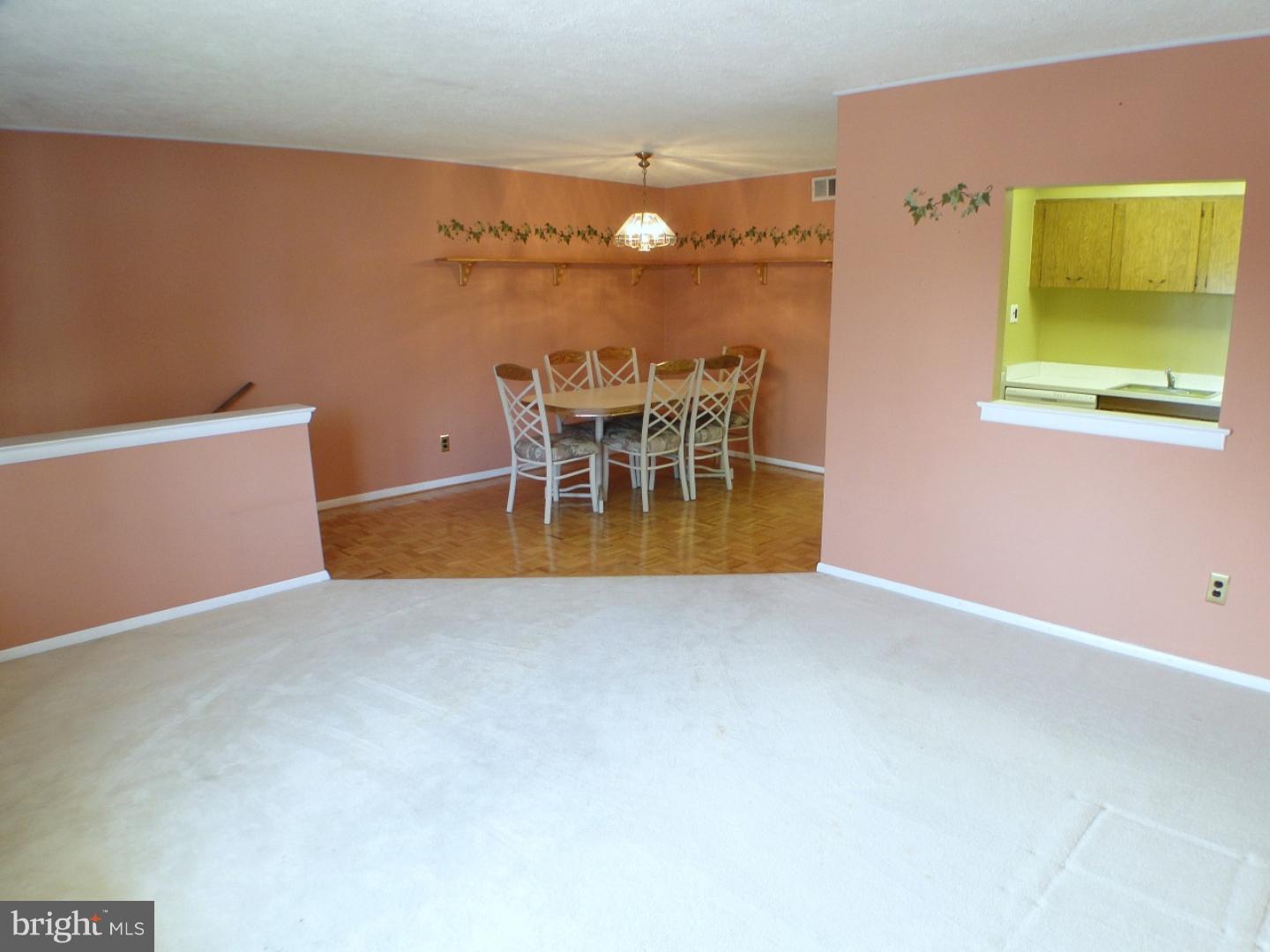 3536 Brookview Road Philadelphia, PA 19154 - Photo 4 of 24 Gallery Image 4