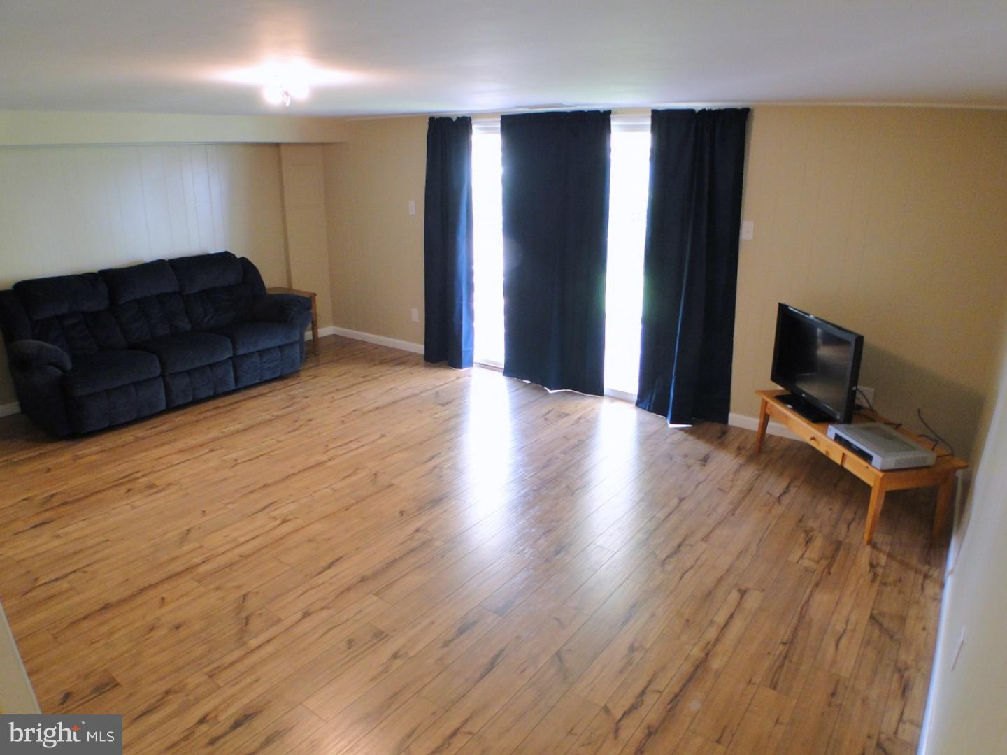 3536 Brookview Road Philadelphia, PA 19154 - Photo 10 of 24 Gallery Image 10