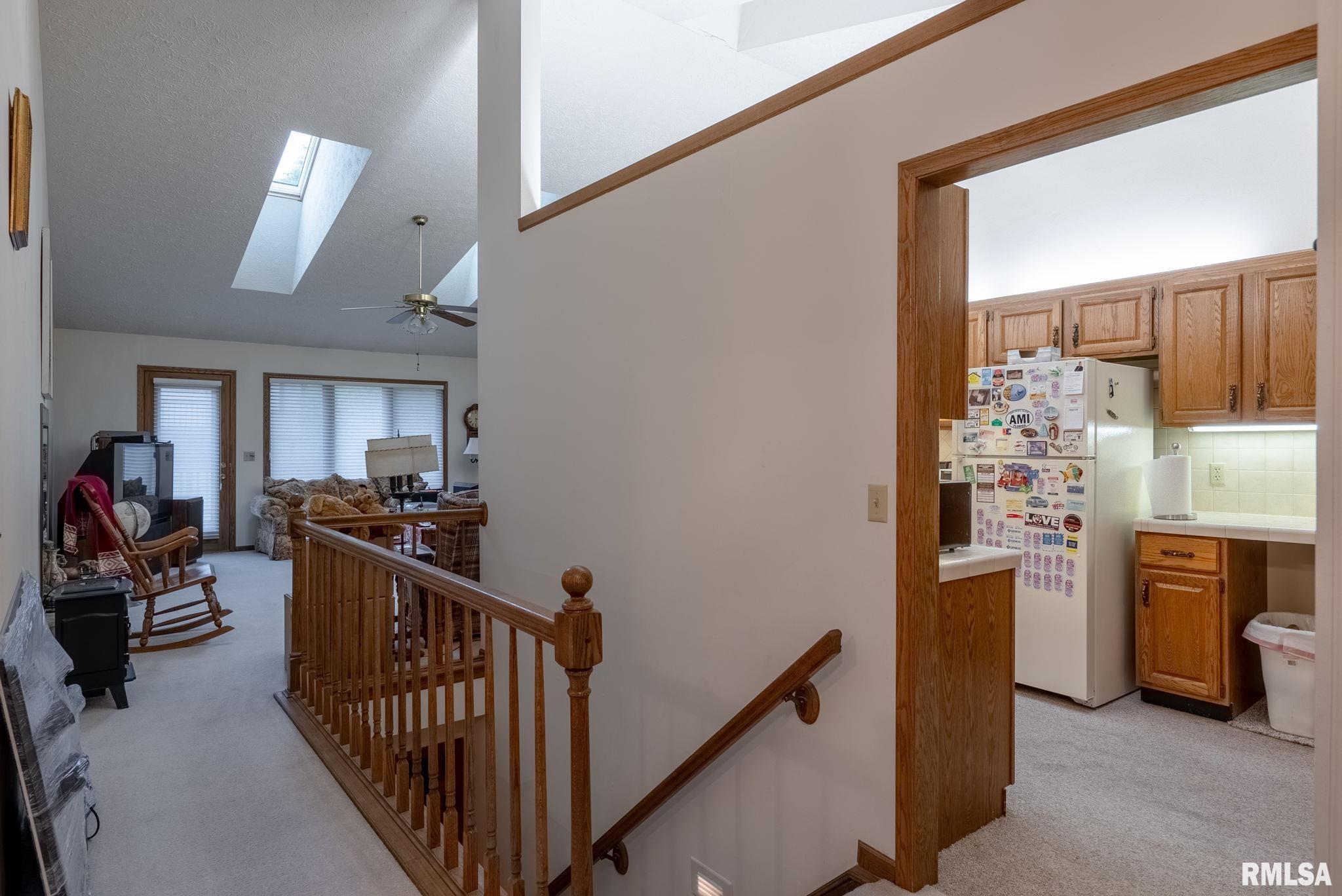 3317 East Ridge Place Bettendorf, IA 52722 - Photo 5 of 26 Gallery Image 5