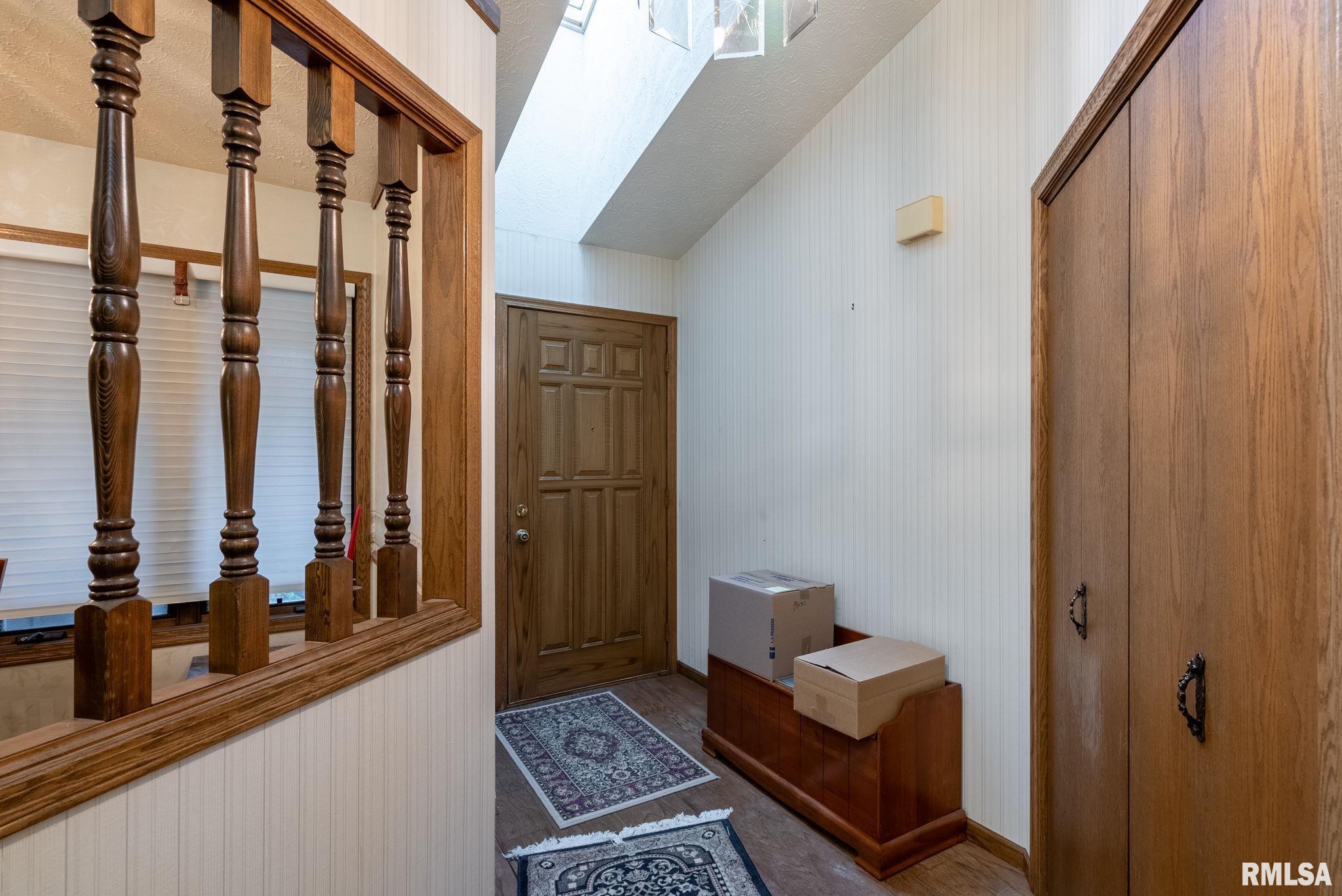 3317 East Ridge Place Bettendorf, IA 52722 - Photo 6 of 26 Gallery Image 6