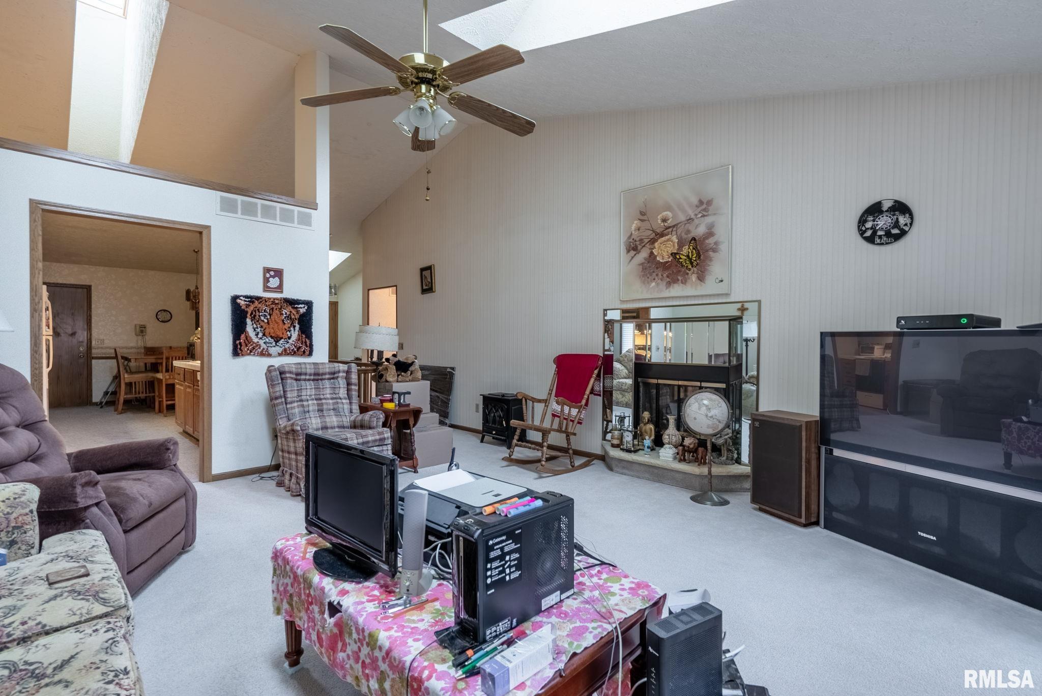 3317 East Ridge Place Bettendorf, IA 52722 - Photo 8 of 26 Gallery Image 8