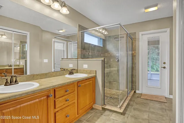 $395,000 | 1081 Meadowbrook Road Northeast, Palm Bay, FL 32905