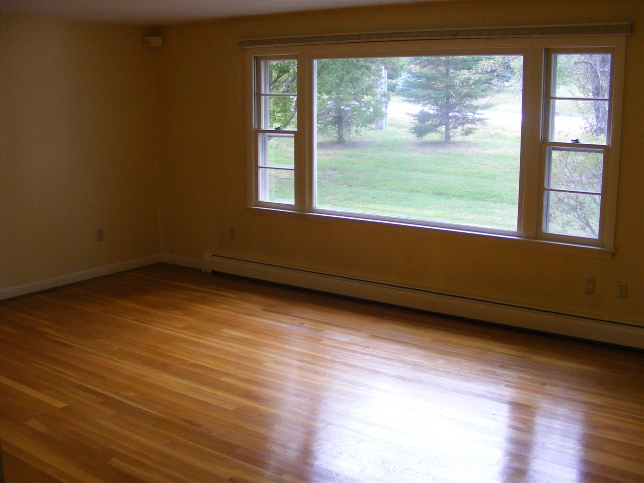 46 Maple Avenue Atkinson, NH 03811 - Photo 21 of 33