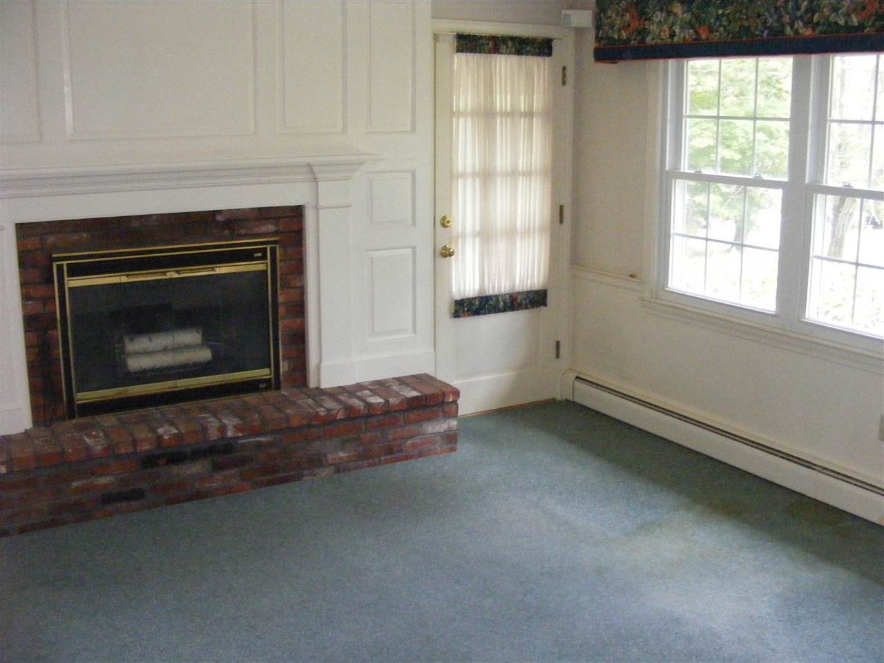 46 Maple Avenue Atkinson, NH 03811 - Photo 25 of 33