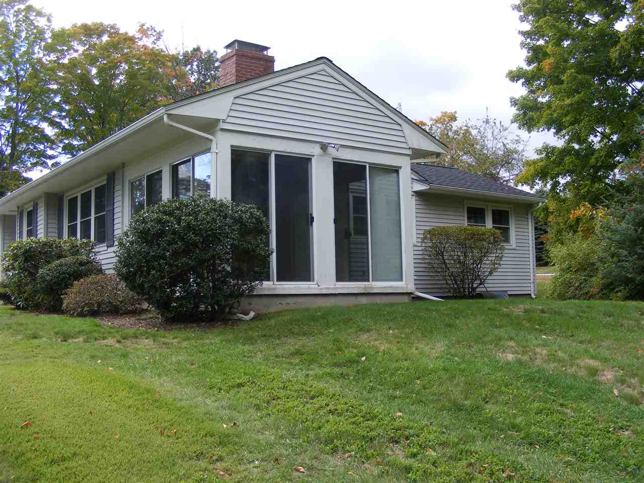 46 Maple Avenue Atkinson, NH 03811 - Photo 7 of 33