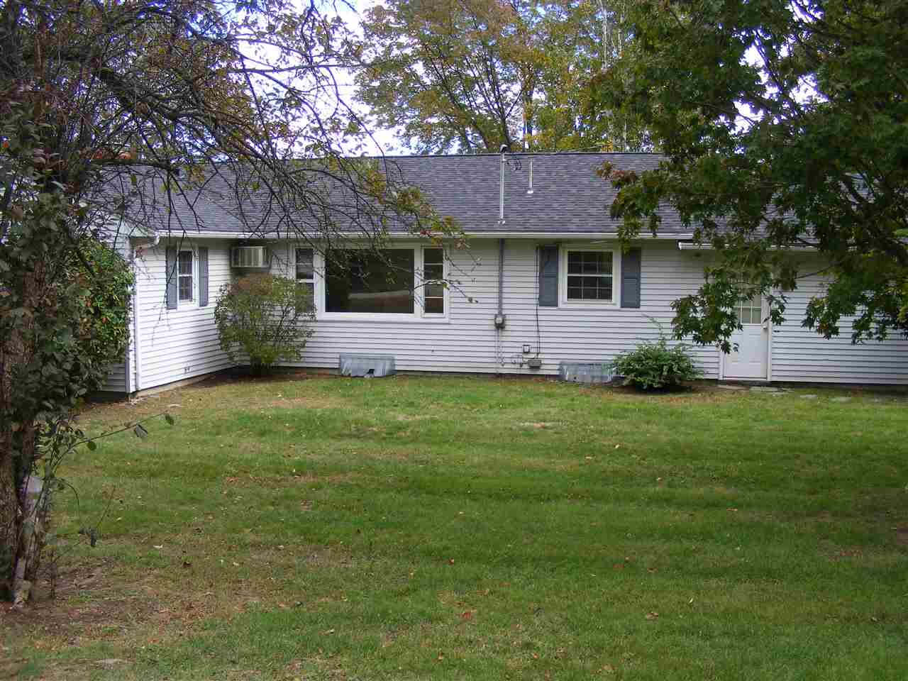 46 Maple Avenue Atkinson, NH 03811 - Photo 9 of 33