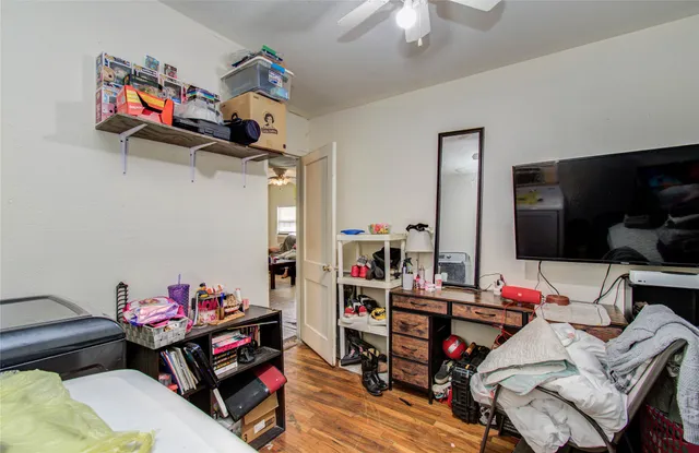 a view of a workspace with furniture