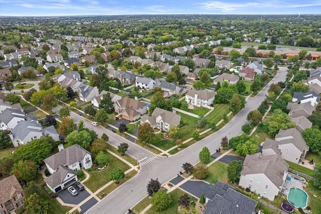 $590,000 | 1849 Moorland Lane, Crystal Lake, IL 60014