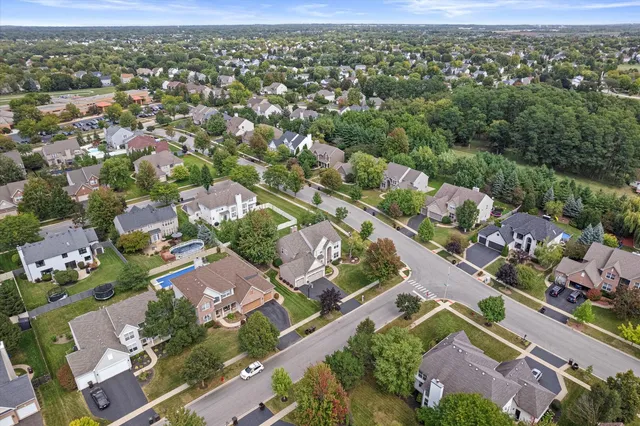 $590,000 | 1849 Moorland Lane, Crystal Lake, IL 60014