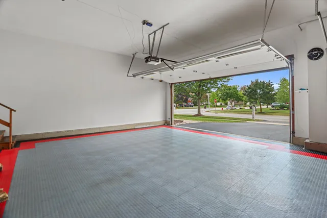 $590,000 | 1849 Moorland Lane, Crystal Lake, IL 60014