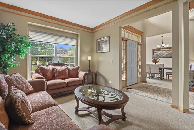 $590,000 | 1849 Moorland Lane, Crystal Lake, IL 60014