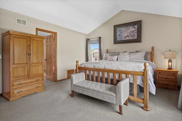 $590,000 | 1849 Moorland Lane, Crystal Lake, IL 60014